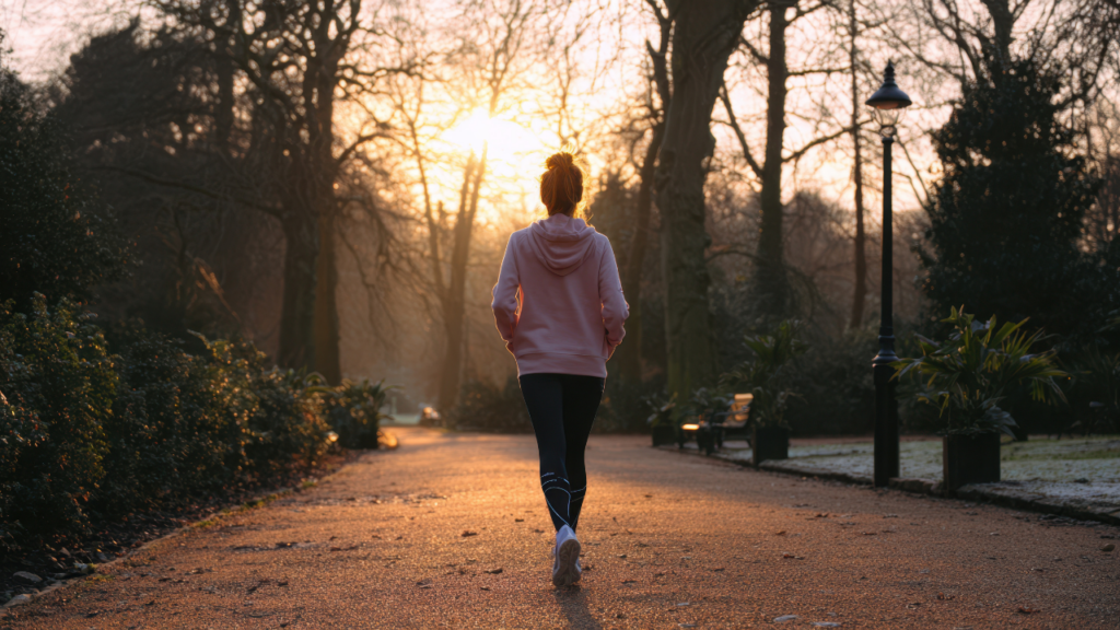 Fazer essa atividade física simples por 5 minutos por dia pode ajudar a viver mais