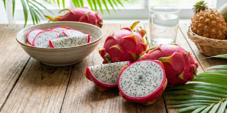 A fruta exótica que melhora a digestão e fortalece a imunidade, considerada uma aliada da saúde e do emagrecimento