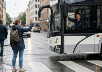 O que significa levantar a mão no trânsito?