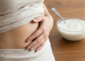 O que acontece com seu intestino quando você consome iogurte natural com frequência