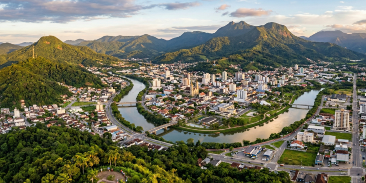 Eleita uma das mais seguras do Brasil, essa cidade de Santa Catarina se destaca pela qualidade de vida no Sul