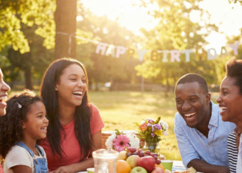 As pessoas mais felizes costumam nascer nessa estação do ano, segundo estudos
