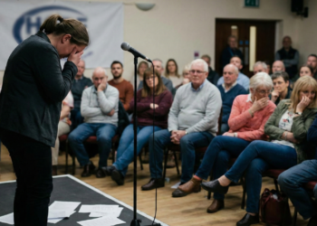 Por que sentimos vergonha de errar em público, segundo a psicologia