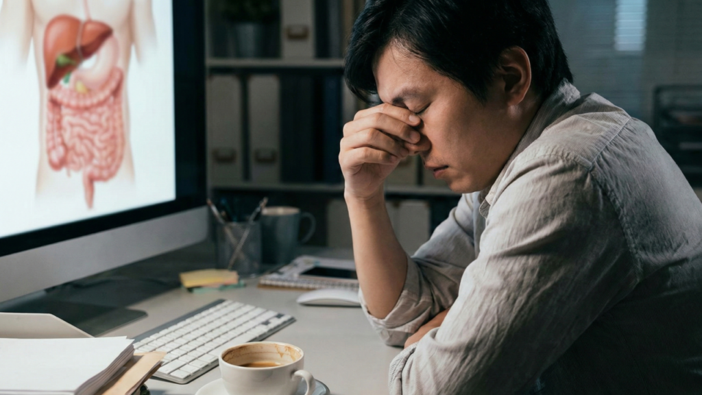 Os sinais silenciosos do seu fígado que quase ninguém leva a sério no dia a dia