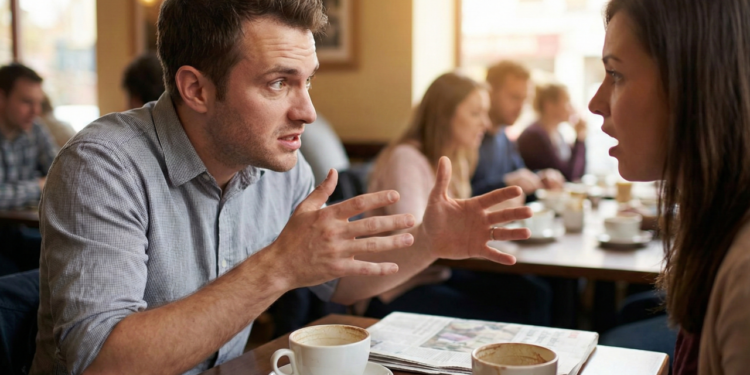 Tolerar o silêncio pode fortalecer vínculos e reduzir a ansiedade social