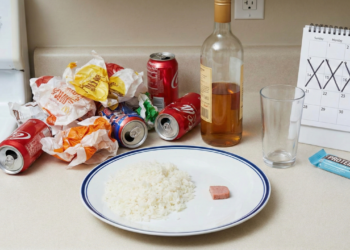 Pessoas que preservam a massa muscular após os 40 geralmente evitam essas 7 escolhas comuns