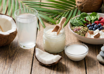 O poder nutricional do coco na hidratação, na pele e no equilíbrio do organismo