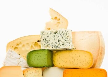 Mofo em queijo faz mal? Saiba quando é perigoso