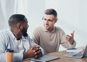 Como detectar uma mentira em 30 segundos observando apenas os olhos