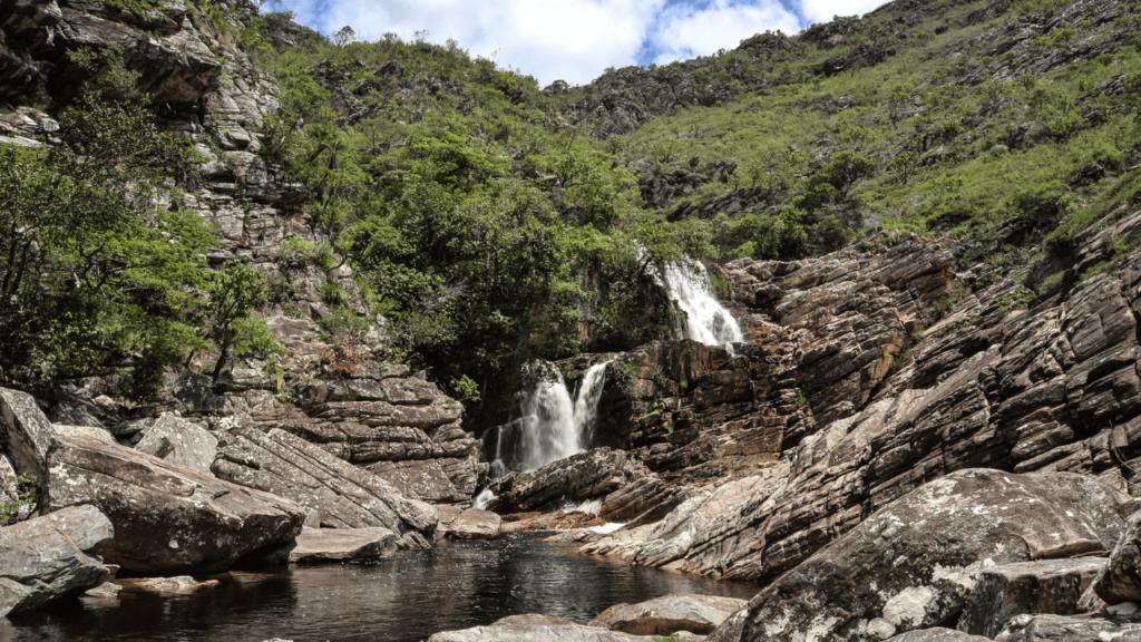 Poucos sabem que a 100 km de Belo Horizonte existe um dos santuários naturais mais ricos do planeta