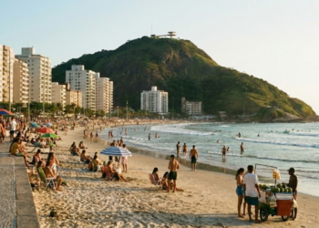 A Pérola do Atlântico a 90km da capital tem 7 praias preservadas cercadas pela Mata Atlântica que conquistam quem visita