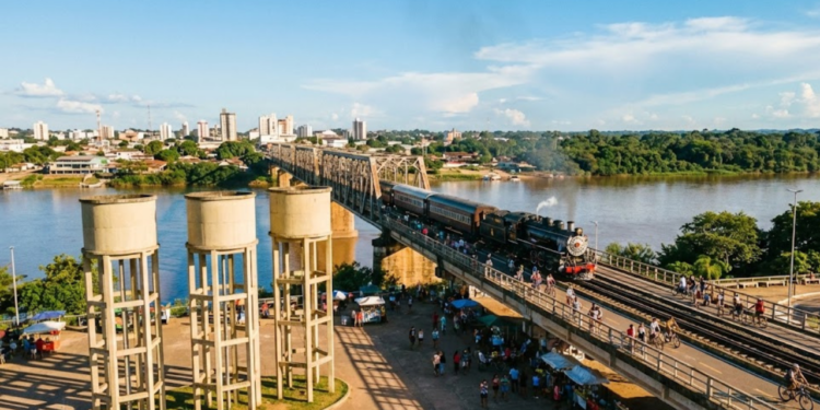 Na fronteira com a Bolívia, essa capital amazônica carrega uma história marcada por ferrovias e locomotivas