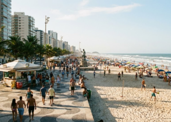 Com praia e pertinho da capital, essa cidade beira-mar atrai famílias que buscam qualidade de vida e tranquilidade