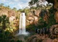Com fósseis de um antigo oceano e trilhas de cerrado, a Chapada dos Guimarães é um refúgio de 487 cachoeiras no Mato Grosso