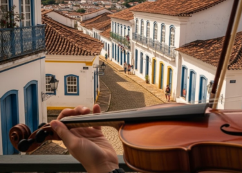 O "Diamante do Sertão" preserva 90% da arquitetura original e é a única cidade do mundo com orquestras nas janelas