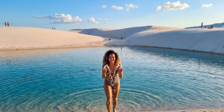 Com dunas de 40 metros e lagoas cristalinas de água doce, esse "Deserto Brasileiro" molhado pode desaparecer em poucos meses