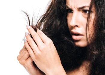 Recupere cabelos danificados com passos simples e eficazes