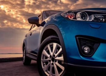 Por que os pneus dos carros são pretos se a borracha é branca