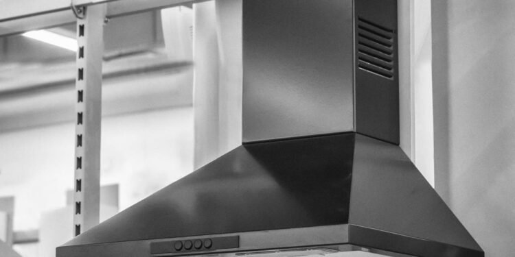 Placa de cozinha com sucção interna removendo fumaça e odores de forma silenciosa