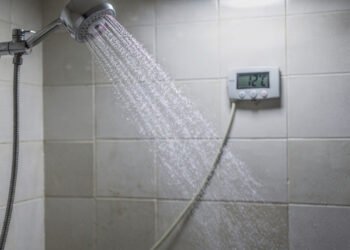 O segredo de terminar o banho com água fria para fortalecer o coração e a imunidade de forma natural