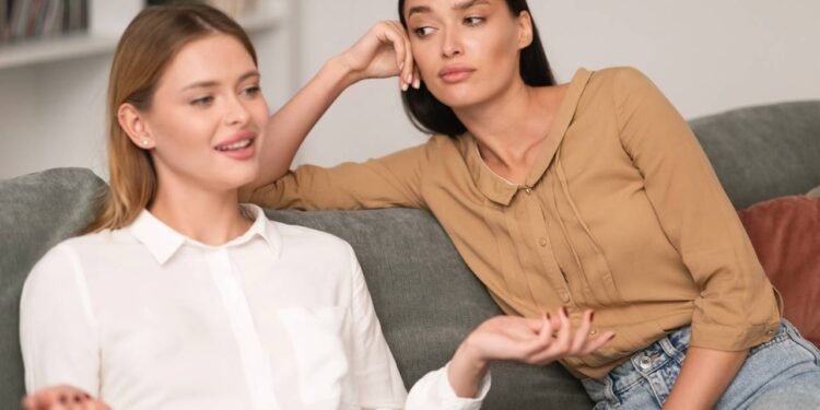 5 sinais de que alguém está sentindo inveja que você pode sentir