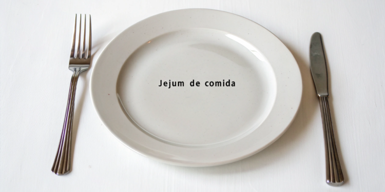 O que acontece com seu corpo após 12 horas em jejum