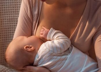 A forma mais eficaz de manter produção de leite materno saudável