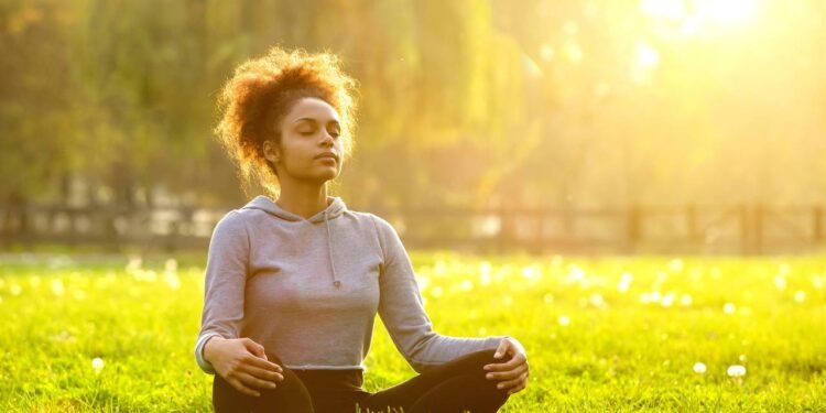 Como começar a meditar sozinho mesmo com pouca paciência ou tempo