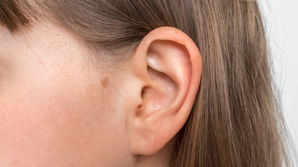 O que significa quando o seu ouvido começa a zumbir do nada