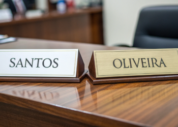 Por que quase todo brasileiro conhece um Santos ou um Oliveira: a explicação vem do passado