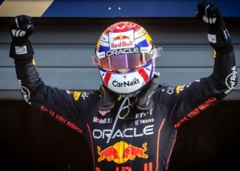 “Vale a pena continuar?” Max Verstappen abre o jogo sobre possível saída da Fórmula 1