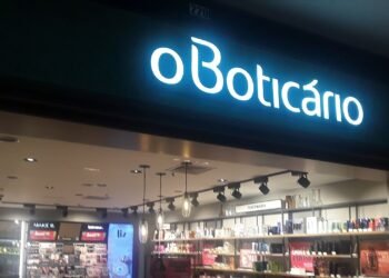 Os 4 perfumes femininos de O Boticário ideais para quem gosta de fragrâncias doces