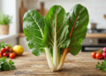 O que faz da acelga um vegetal cada vez mais presente em dietas saudáveis e equilibradas