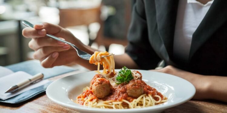 Segundo a psicologia, pessoas que comem sempre os mesmos alimentos geralmente apresentam estas características