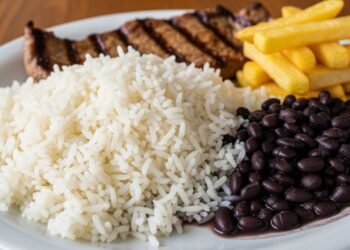 Comer demais em todas as refeições pode estar acelerando o seu envelhecimento! Médico especialista em antienvelhecimento revela segredos para estabilizar o açúcar no sangue