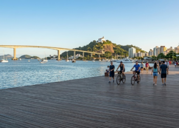 Com qualidade de vida muito alta e 33 ilhas, esta capital é a 2ª melhor do Brasil para viver e lidera em saúde e inovação hoje