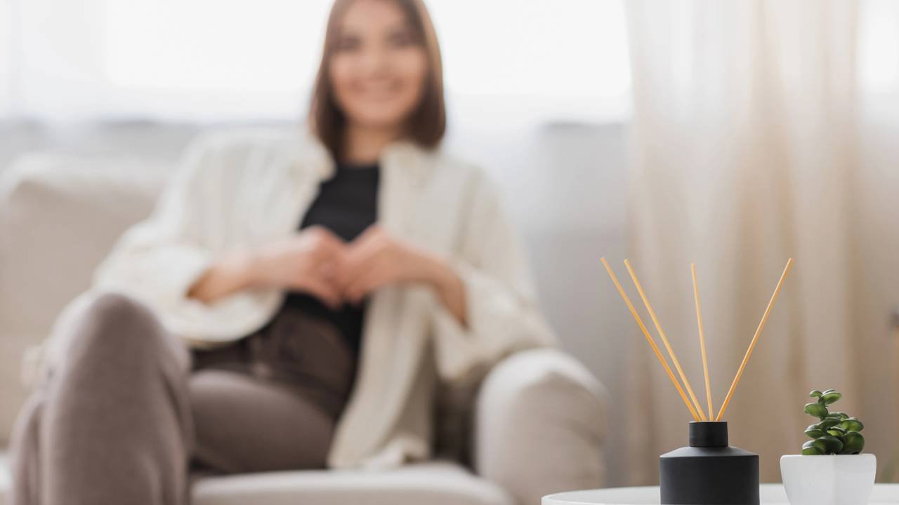 Poucos sabem como fazer em casa o aroma relaxante de spa de luxo