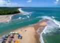 A vila no Nordeste onde não há asfalto e a fiação foi enterrada para não roubar o brilho das estrelas é uma das praias mais bonitas do mundo