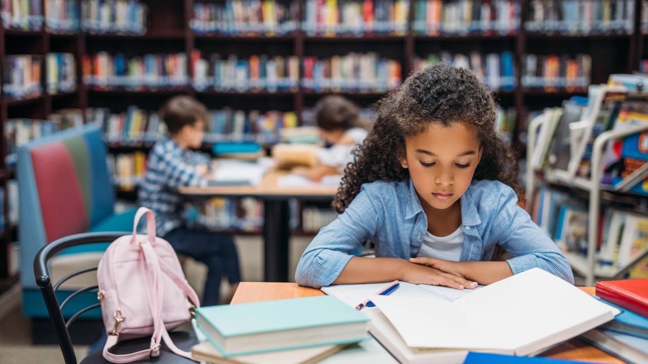 Os alunos com melhor desempenho escolar costumam nascer nesses meses do ano, segundo estudo
