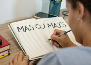 As 5 palavras muito usadas no Brasil que confundem na hora de escrever e qual é a forma certa