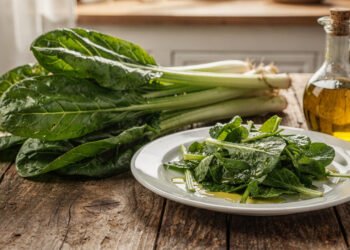 Pouca gente sabe, mas essa folha é fácil de plantar e muito usada na alimentação