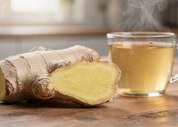 Como essa raiz presente na cozinha ajuda a reduzir inflamação e sensação de estômago pesado