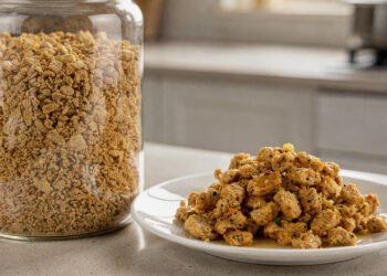 O grão barato que tem mais proteína que o peito de frango e ajuda a ganhar massa magra gastando a metade