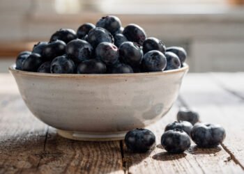 A fruta mais antioxidante da natureza que ajuda a proteger as células contra o câncer