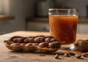 Presente na cozinha, essa fruta ganhou fama por aliviar o desconforto abdominal