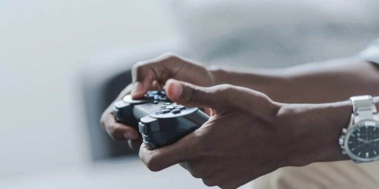 O que significa quando um jovem passa horas em jogos online e evita interações fora da internet, segundo a psicologia