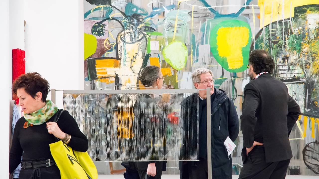 Por que os milionários compram artes "feias"? O esquema de impostos que poucos entendem