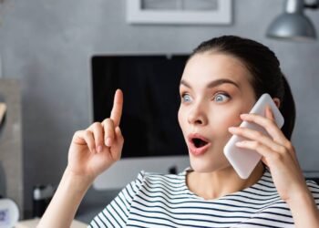 Psicólogos explicam por que algumas pessoas falam demais quando estão nervosas