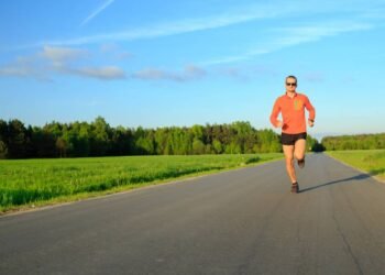A caminhada de 10 minutos que pode salvar sua vida em 10 anos