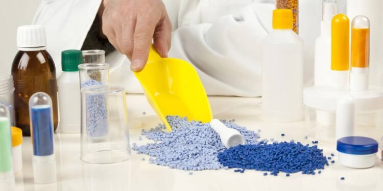 O alerta dos plastificantes que estão em produtos comuns e preocupam especialistas - Créditos: depositphotos.com / DJSrki